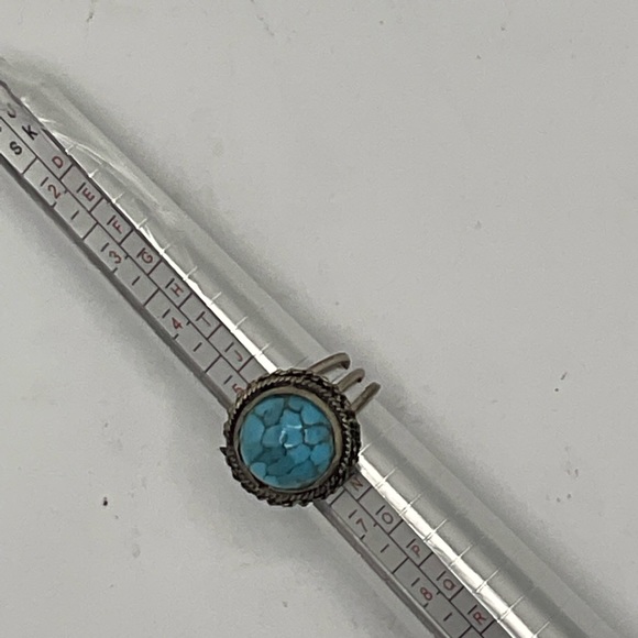 “VINTAGE TURQUOISE RING”. Southwestern Silver Turquoise Ring. - Picture 8 of 9
